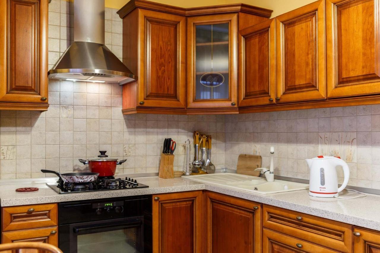 Appartement Na Katedralniy à Lviv Extérieur photo